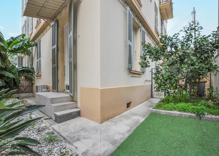 1 Bedroom Amazing Apartment In Nice