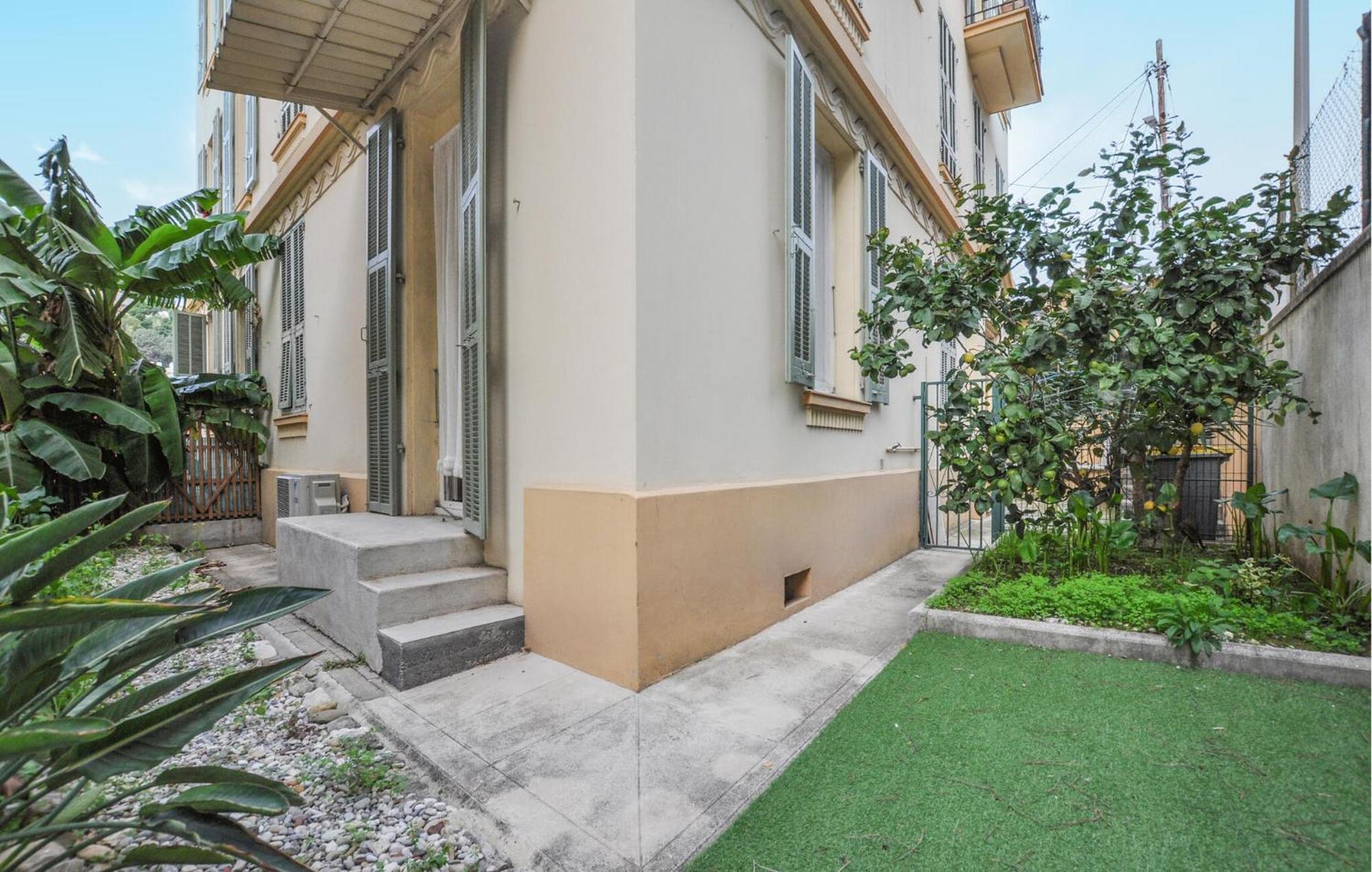 1 Bedroom Amazing In Nizza